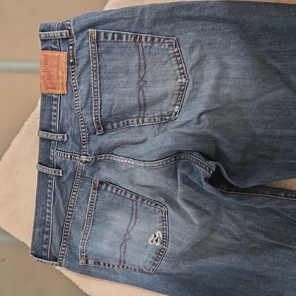 Lucky Brand Men's Jean's - Picture 3 of 16